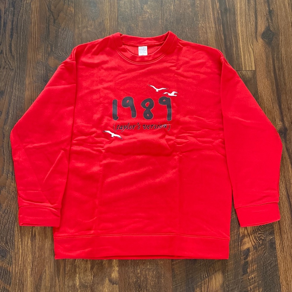 1989 Taylor’s version crewneck sweatshirt.
